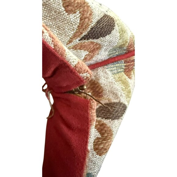 Atenti Hinged Closure Tapestry Betty Handbag With Floral Pattern & Red Accents - Picture 6 of 9